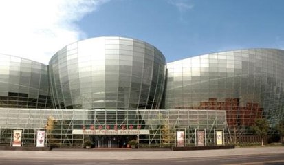 耀皮玻璃近期市场表现分析 批发贸易板块承压，五日跌幅4.34%